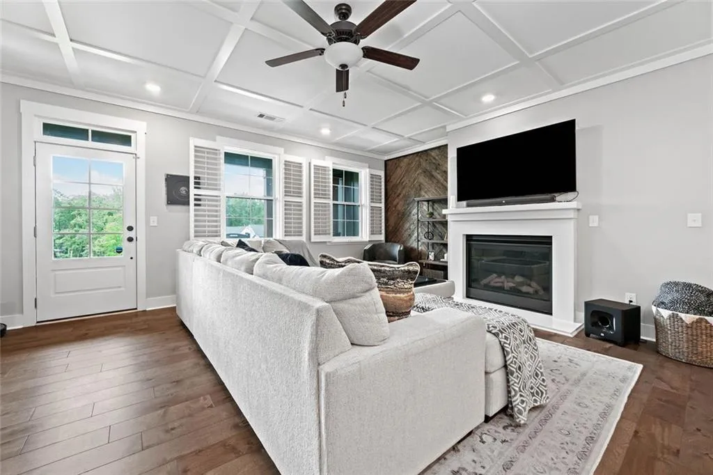 Ball Ground, Georgia 30107, United States, 3 Bedrooms Bedrooms, ,2 BathroomsBathrooms,Residential,Active,154546