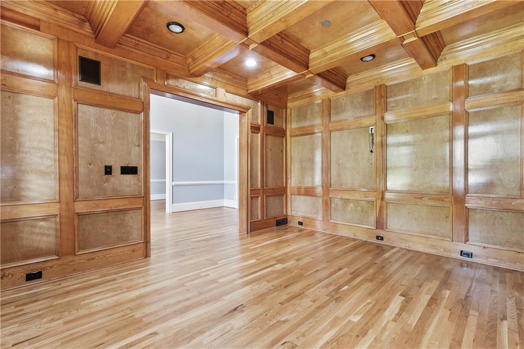 ST MARLO COUNTRY CLUB - Residential