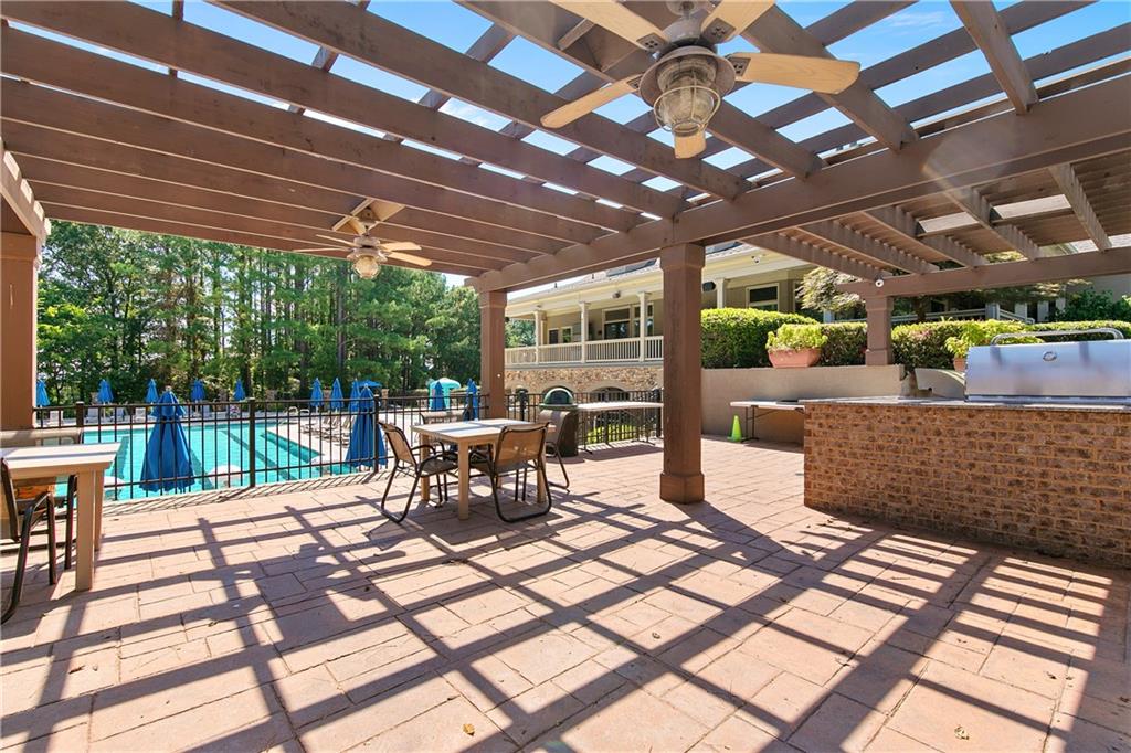 ST MARLO COUNTRY CLUB - Residential