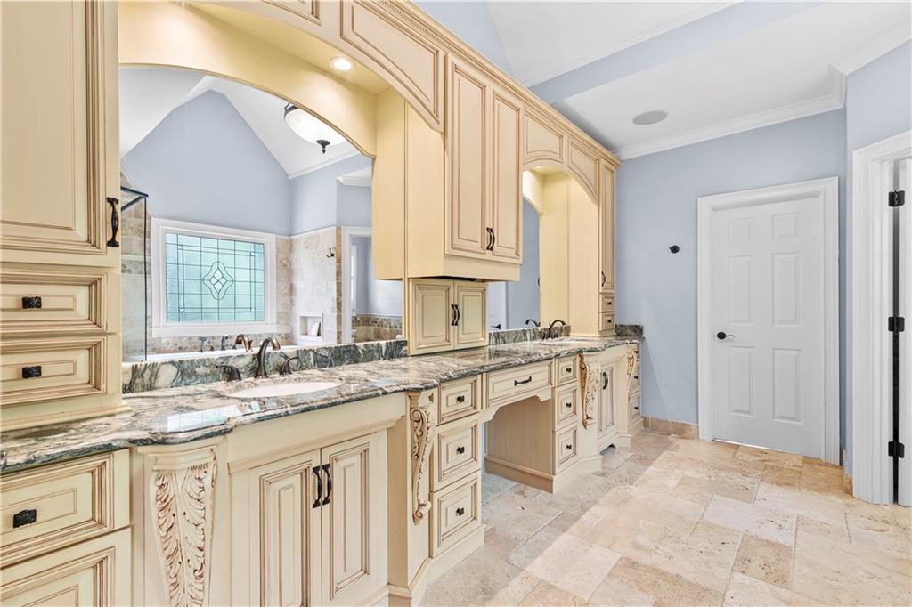 ST MARLO COUNTRY CLUB - Residential