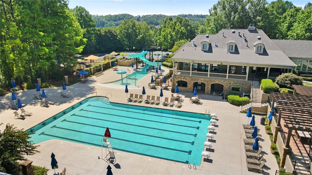 ST MARLO COUNTRY CLUB - Residential