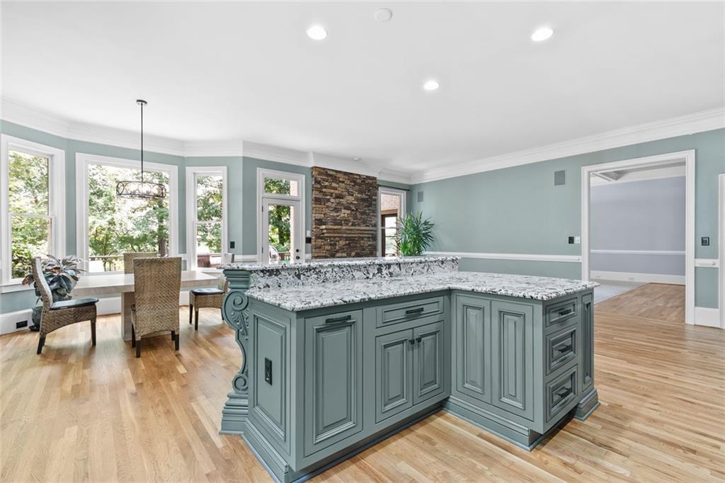 ST MARLO COUNTRY CLUB - Residential