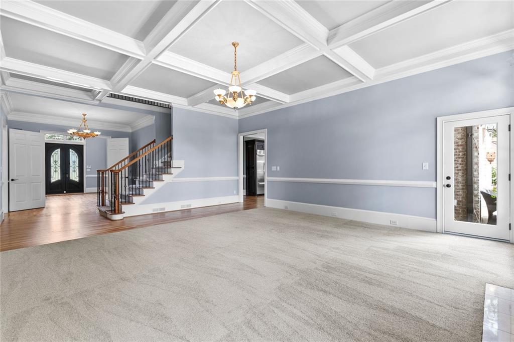 ST MARLO COUNTRY CLUB - Residential