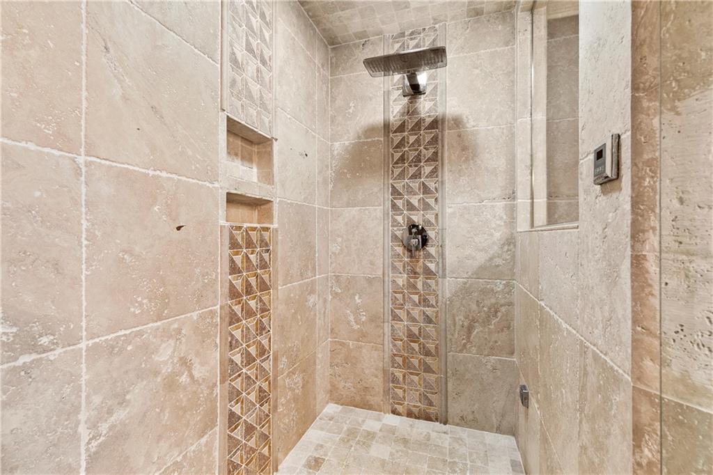 ST MARLO COUNTRY CLUB - Residential