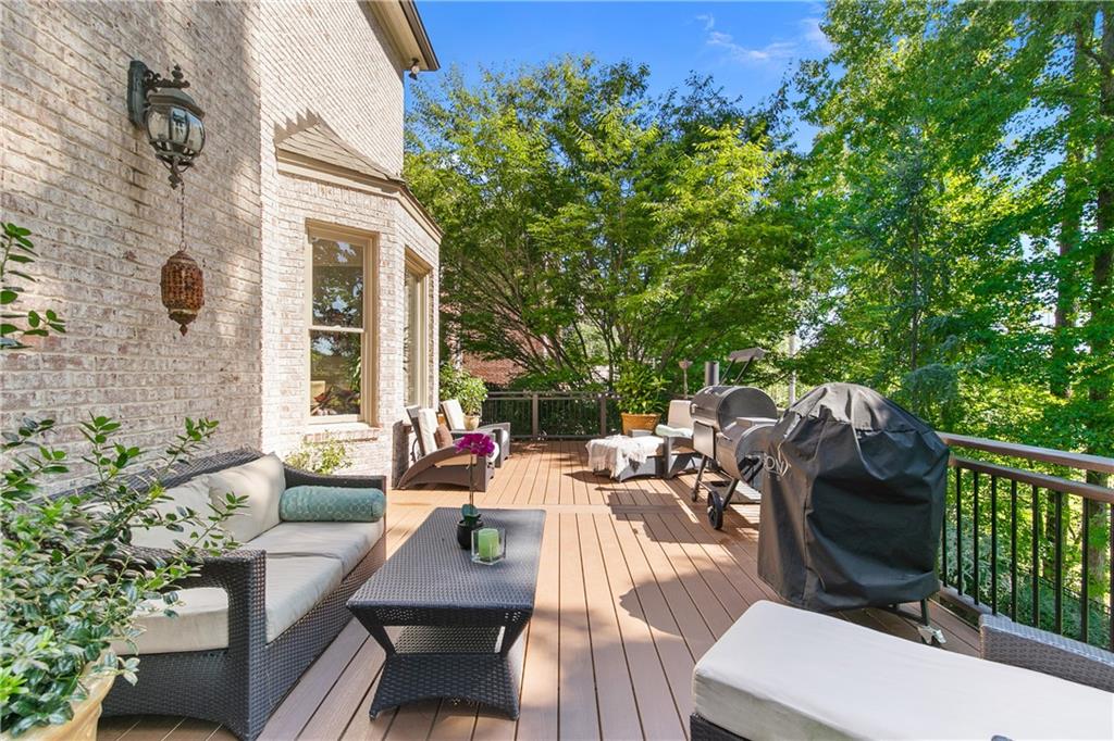 ST MARLO COUNTRY CLUB - Residential