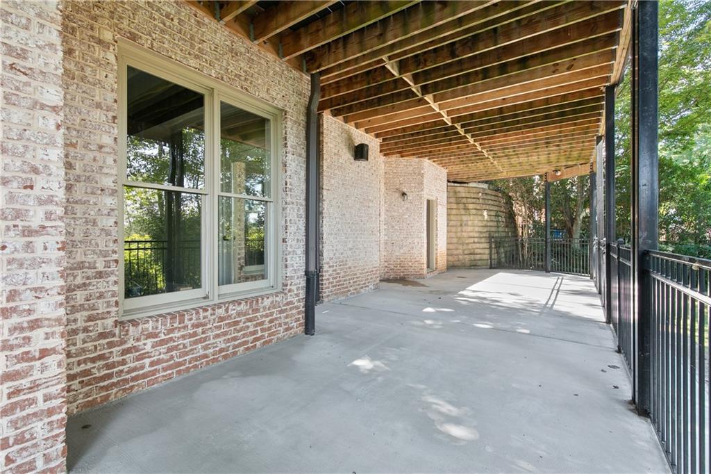 ST MARLO COUNTRY CLUB - Residential