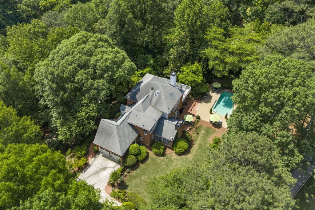 9100 Huntcliff Trace
