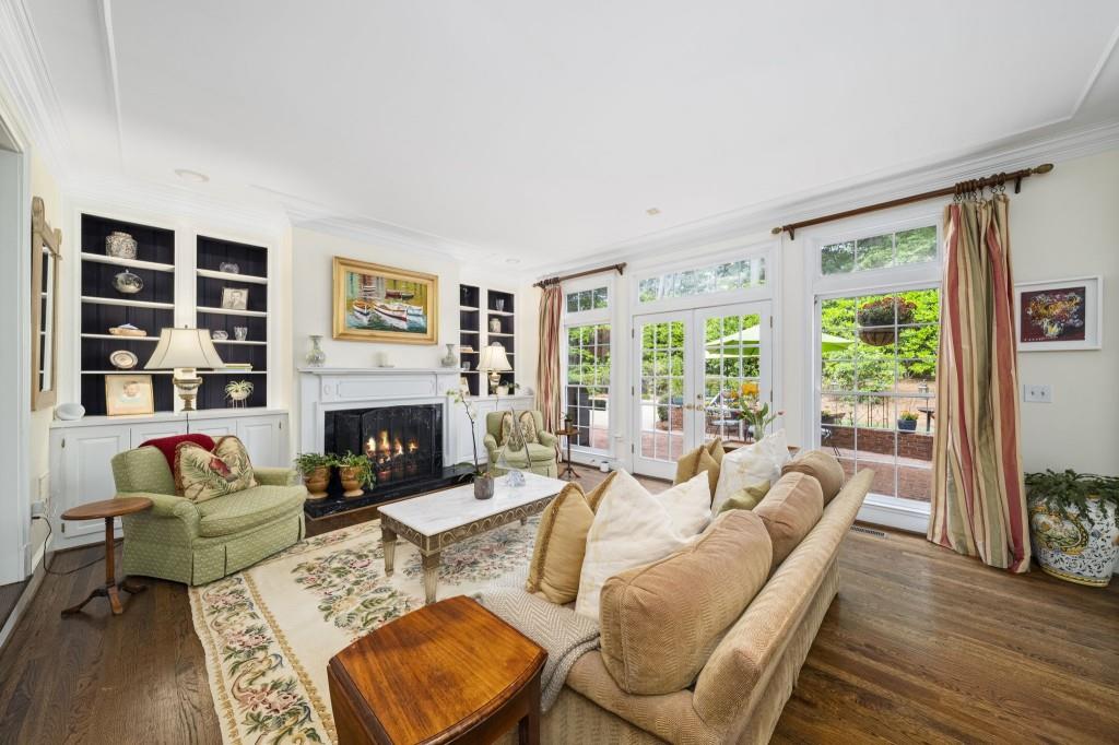 9100 Huntcliff Trace