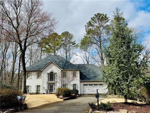 3373 Lake Crest Lane NE Roswell GA 30075