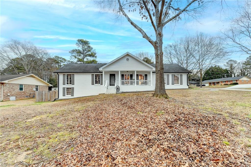 2136 Briarwood Court