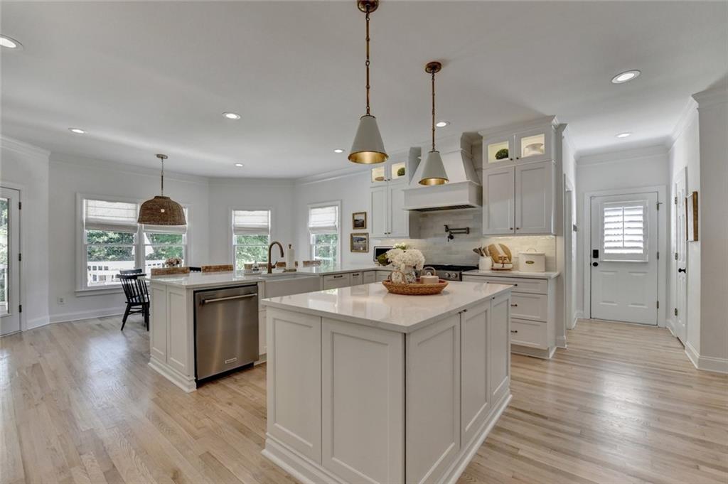 1670 Harvest Lane