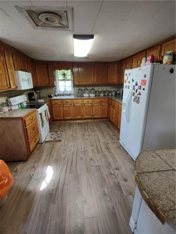 940 County Road 387