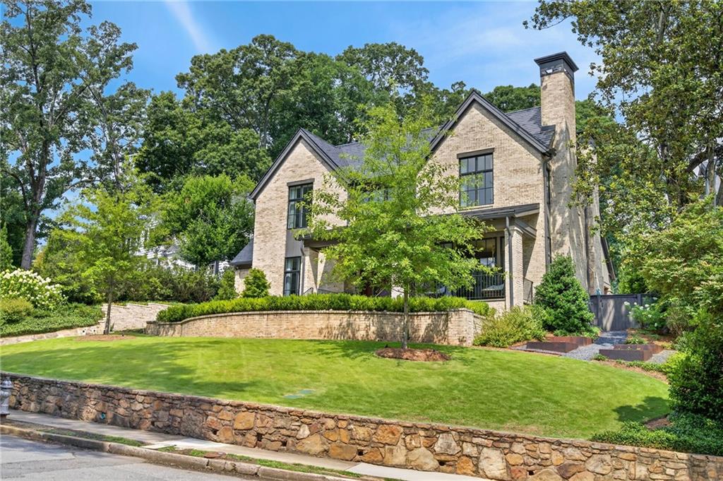 104 Westminster Drive NE