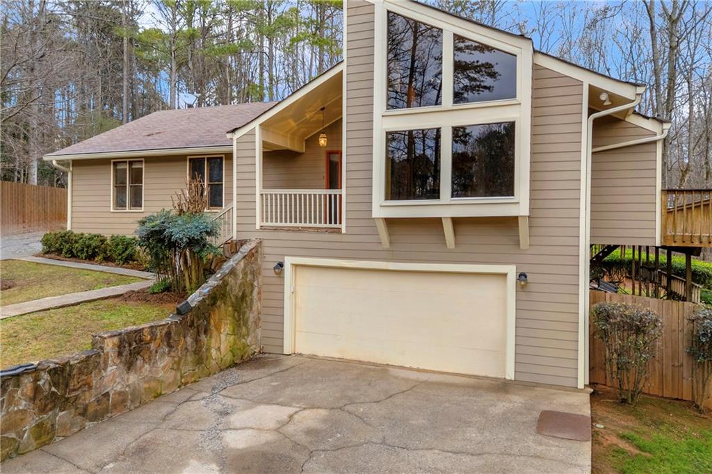 6302 Valley Stream Drive