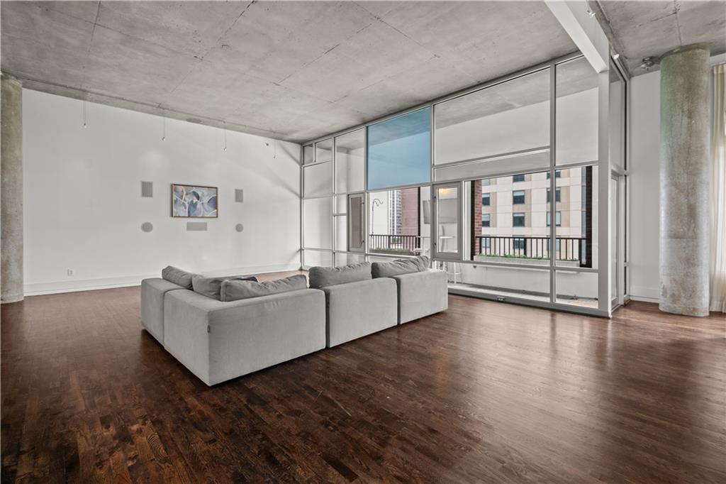 845 Spring Street NW PH 5