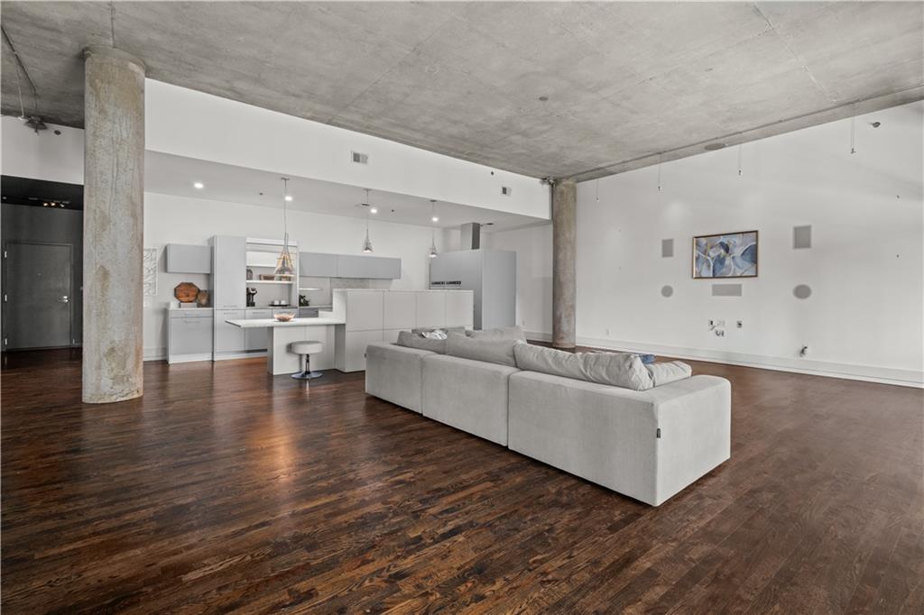845 Spring Street NW PH 5