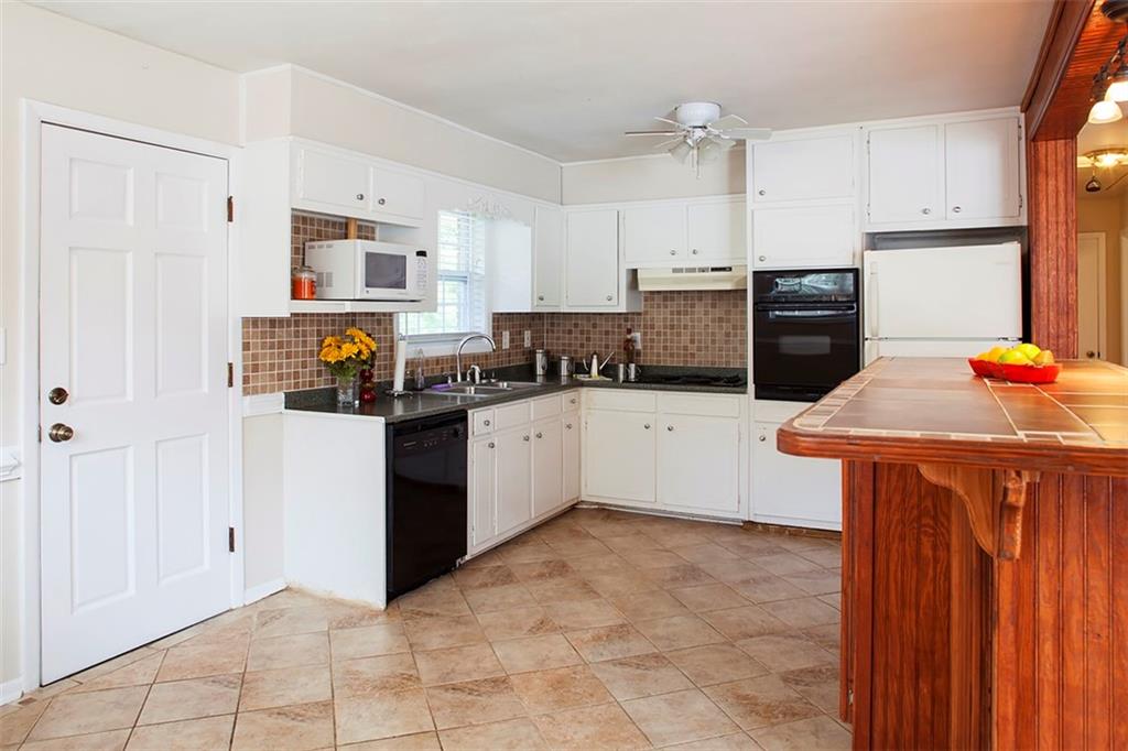 1620 Flat Shoals Road SE