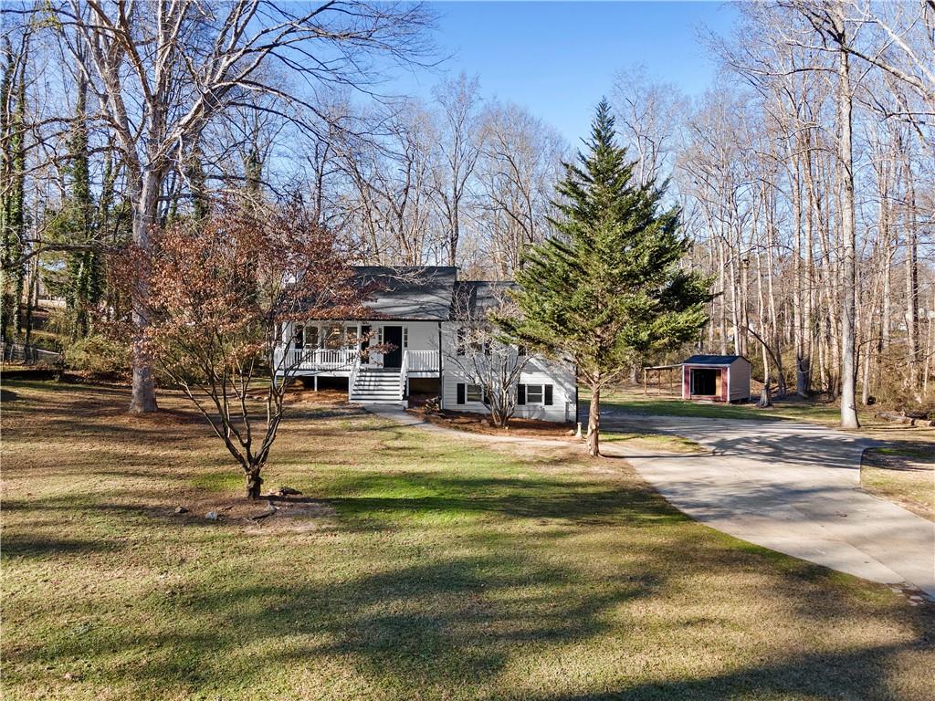 3928 Doe Run Drive, Powder Springs, Georgia image 32