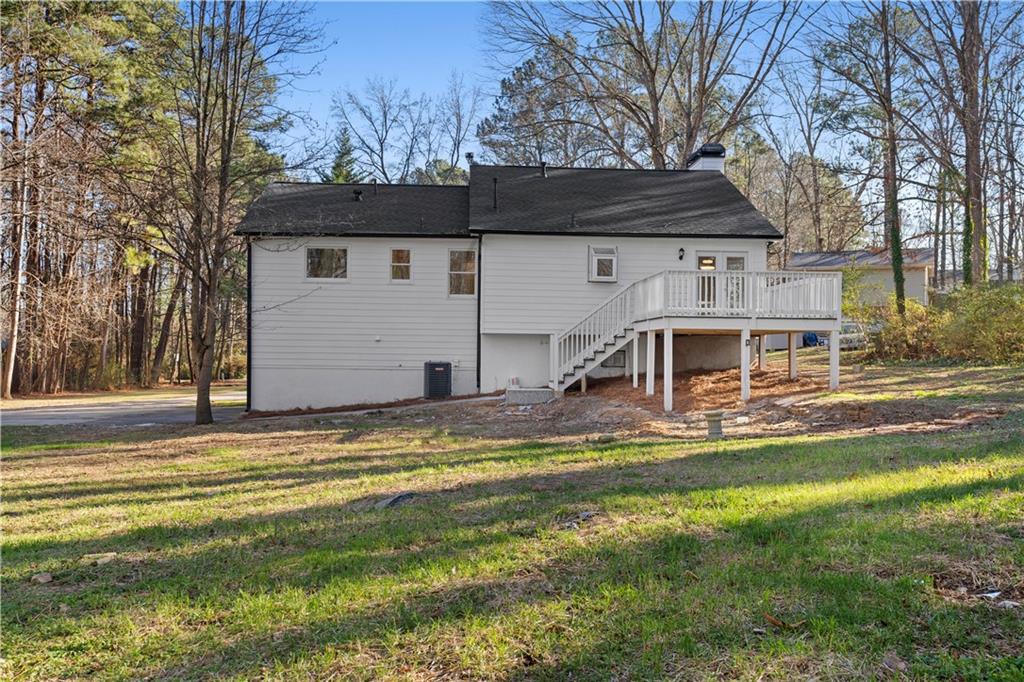 3928 Doe Run Drive, Powder Springs, Georgia image 33