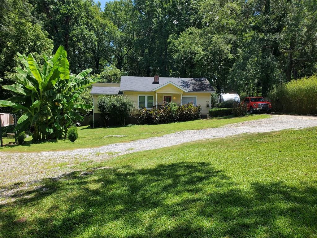 Welcome to Atlanta! Here is cozy home. Less than 5 miles from International AirPort. Great home on a nice size lot. Plenty of space for parking. Close to Hwy 285 & Hwy 85. Home is sold As-is. Seller occupied. So schedule through showtime app or call list agent 24 hours before showing.