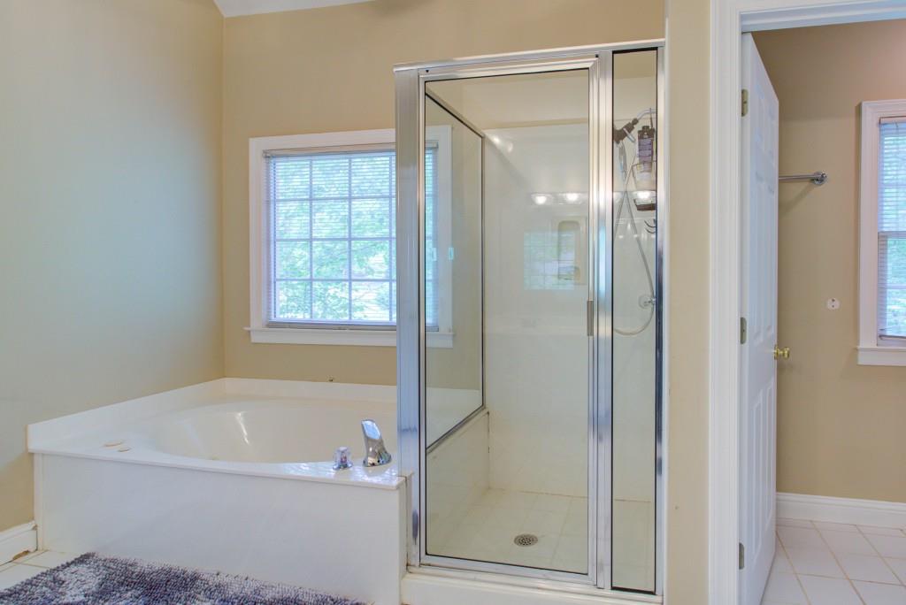 4716 Carriage Way, Flowery Branch, Georgia image 21