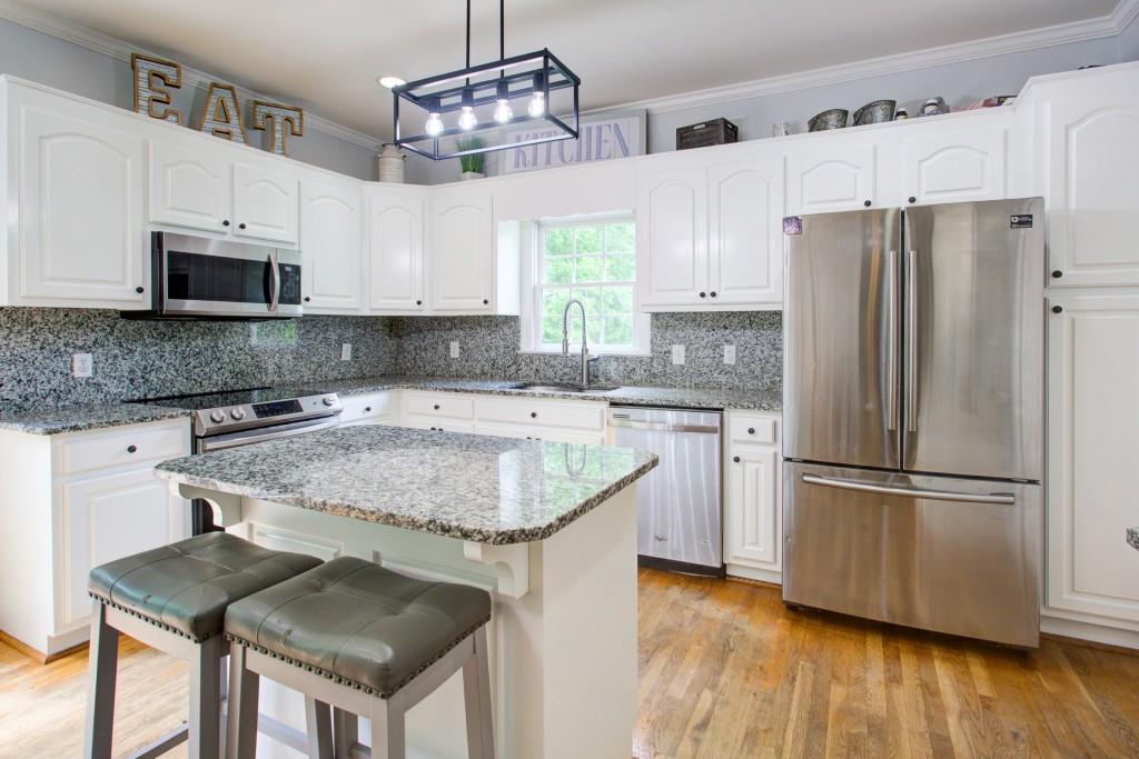 4716 Carriage Way, Flowery Branch, Georgia image 13