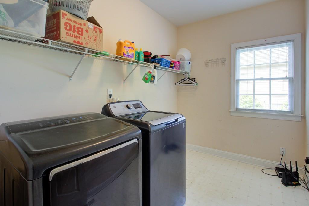 4716 Carriage Way, Flowery Branch, Georgia image 17