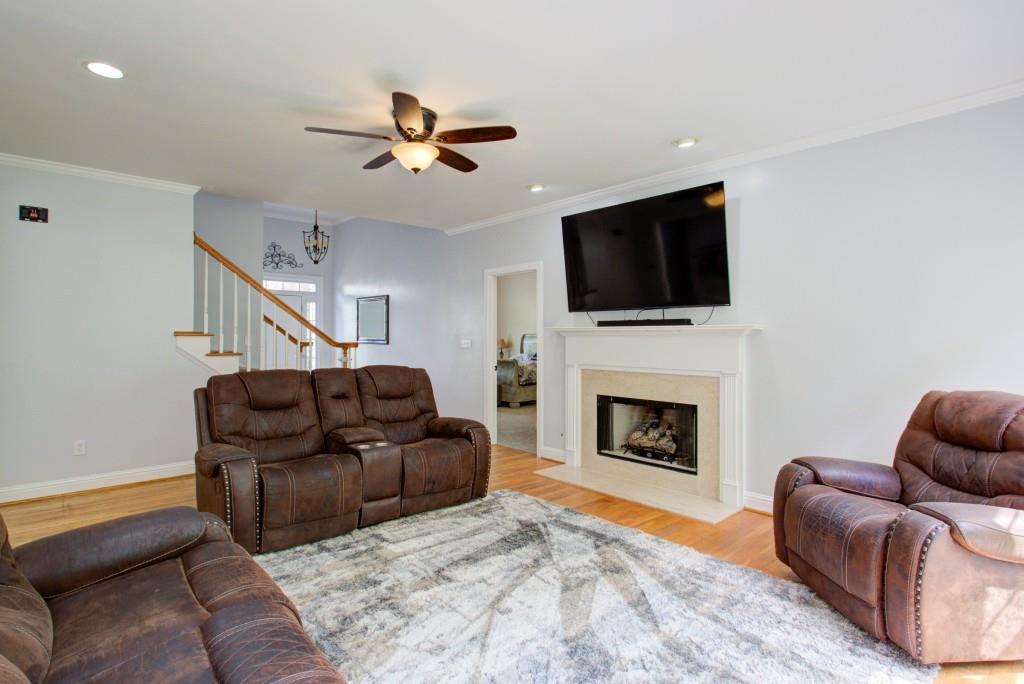 4716 Carriage Way, Flowery Branch, Georgia image 7