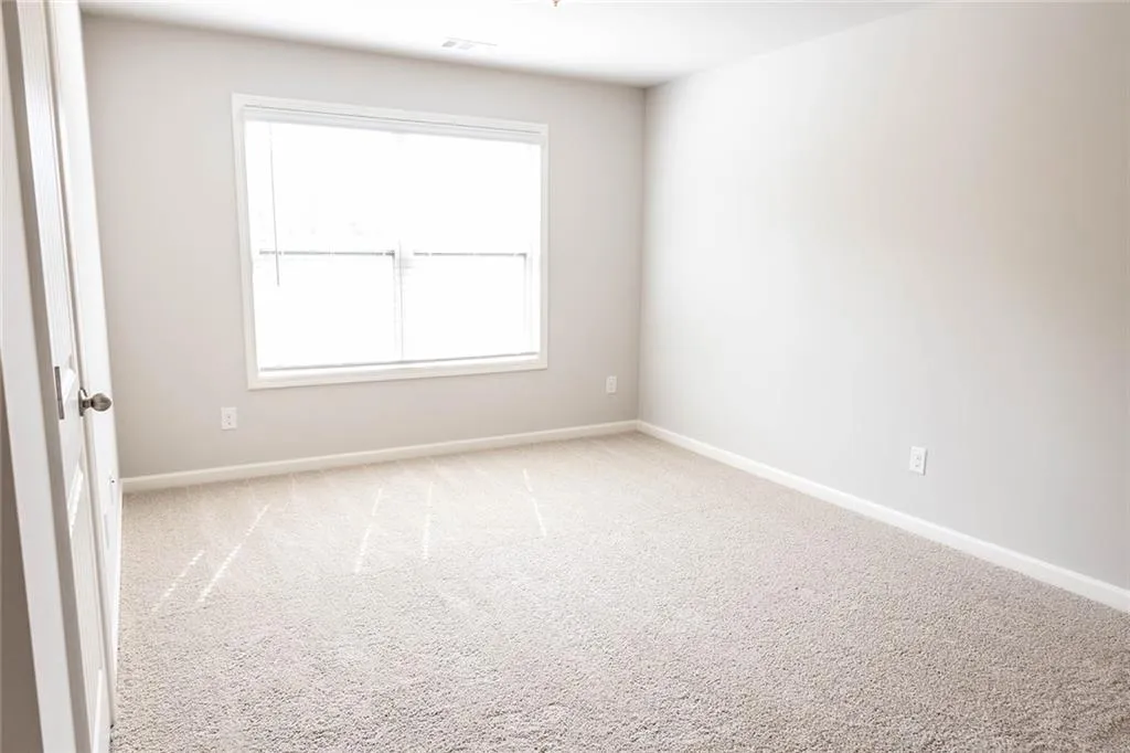 Canton, Georgia 30115, United States, 5 Bedrooms Bedrooms, ,3 BathroomsBathrooms,Residential,Active,132975