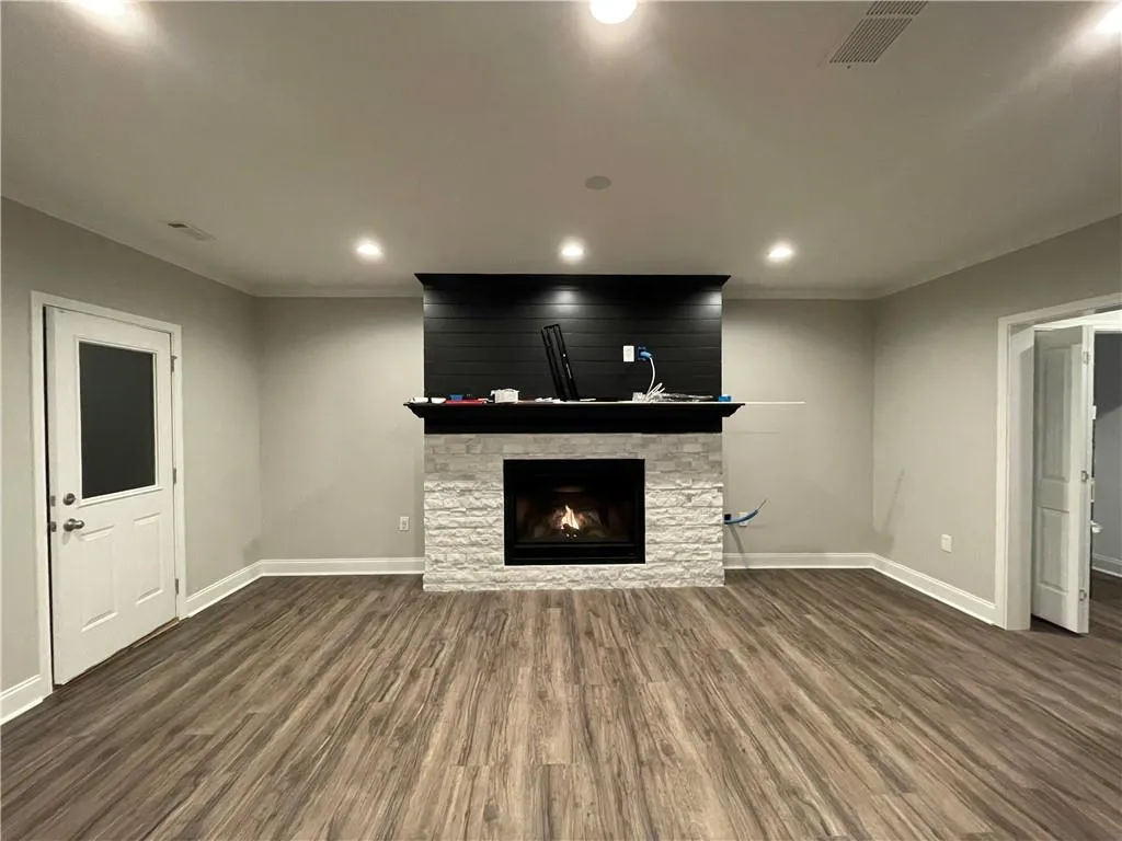 Canton, Georgia 30115, United States, 5 Bedrooms Bedrooms, ,3 BathroomsBathrooms,Residential,Active,132975