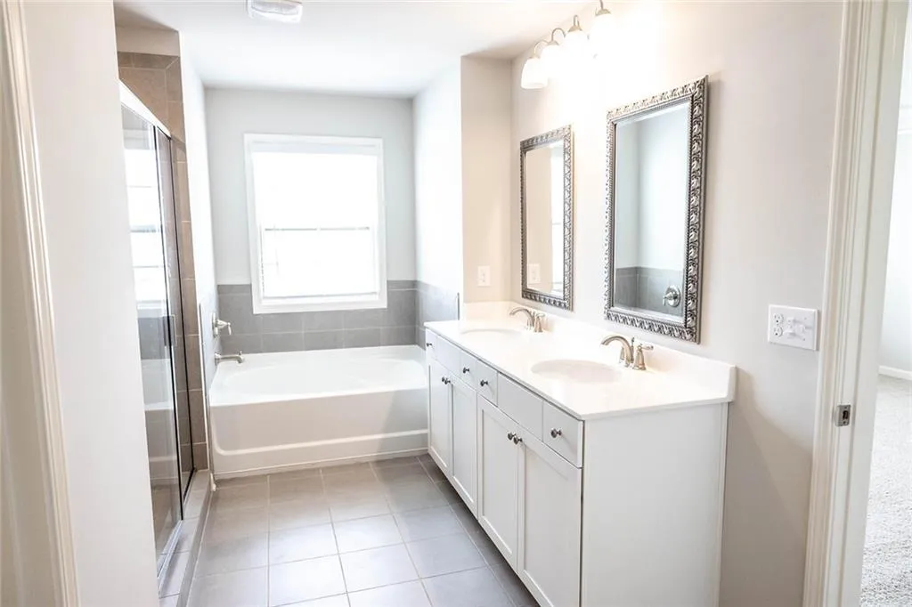 Canton, Georgia 30115, United States, 5 Bedrooms Bedrooms, ,3 BathroomsBathrooms,Residential,Active,132975