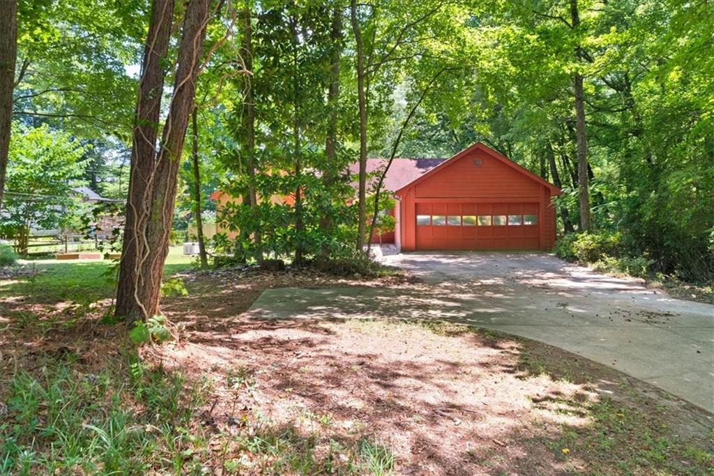 2945 Cardinal Lake Circle