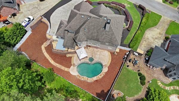5009 Kingsley Manor Court