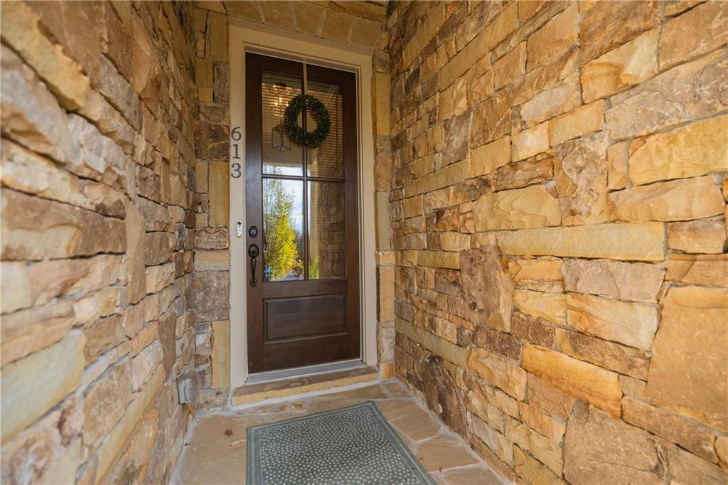 613 Abbington River Lane