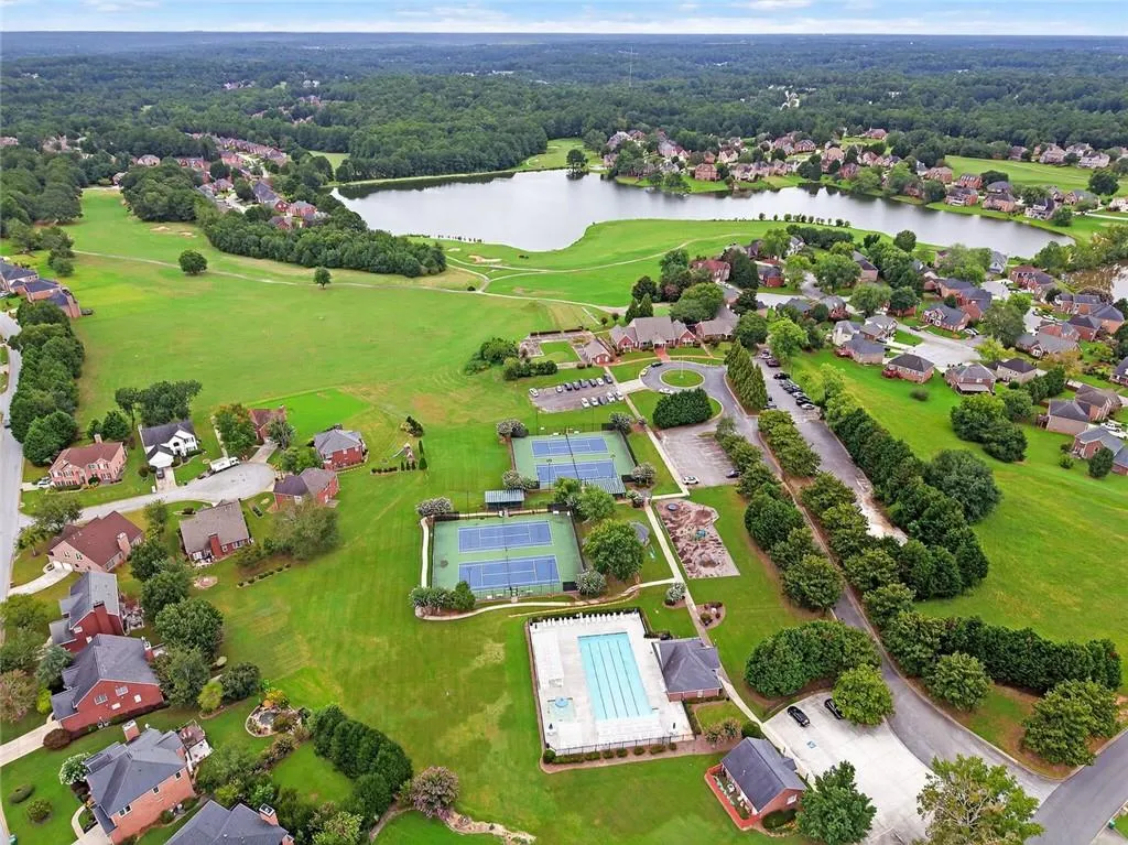 Stone Mountain, Georgia 30087, United States, 5 Bedrooms Bedrooms, ,4 BathroomsBathrooms,Residential,Active,188075