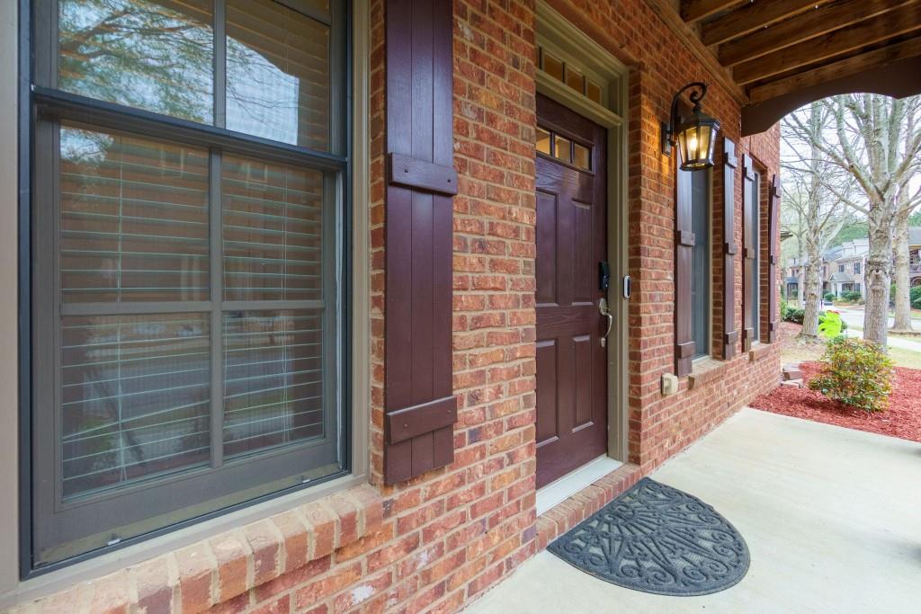 3863 Baxley Pine Trail, Suwanee, Georgia image 2