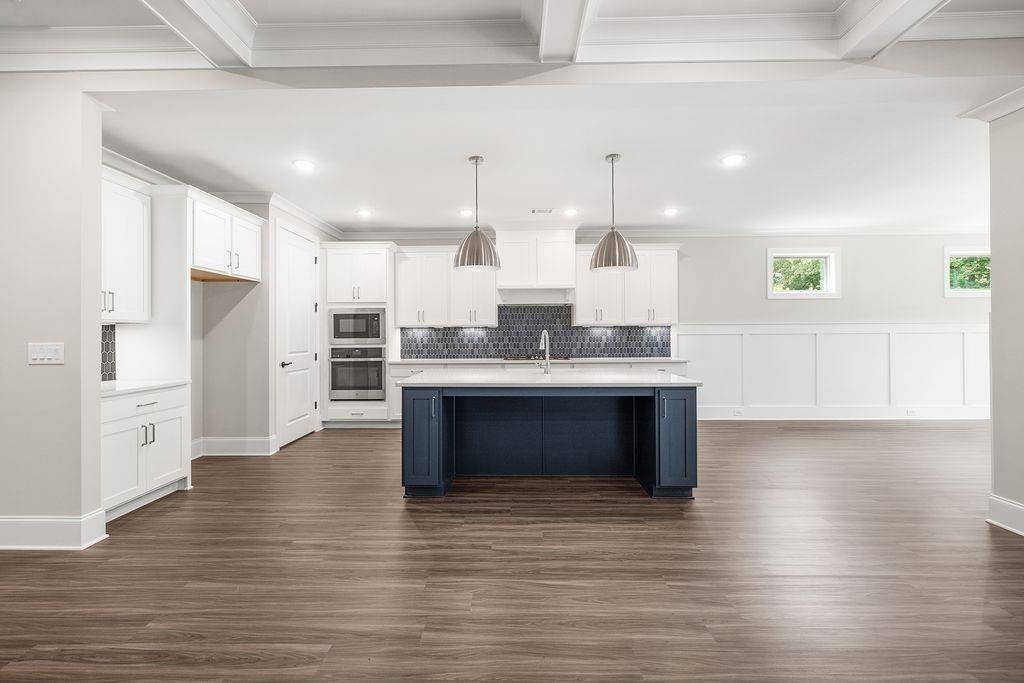 2250 Thames Court