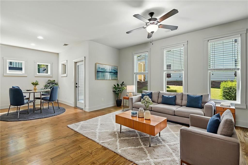 210 Oakview Drive