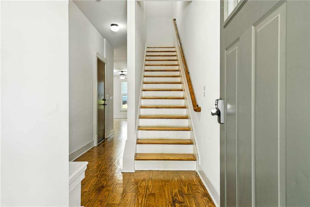 210 Oakview Drive