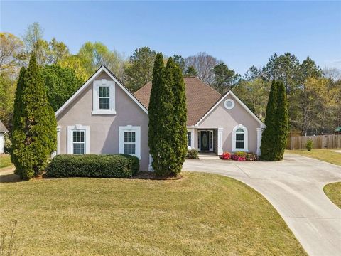 Homes For Sale - 2490 River Run Drive<br/> Dacula, GA 30019