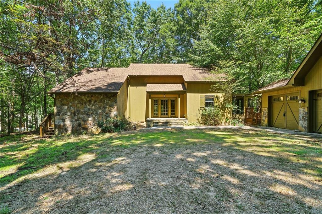 4585 Settles Bridge Road