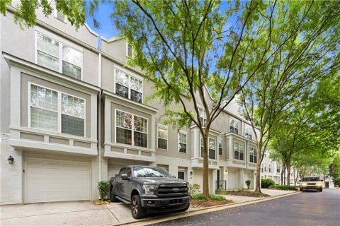 Townhouse For Rent - 1133 Village Court<br/> Atlanta, GA 30316