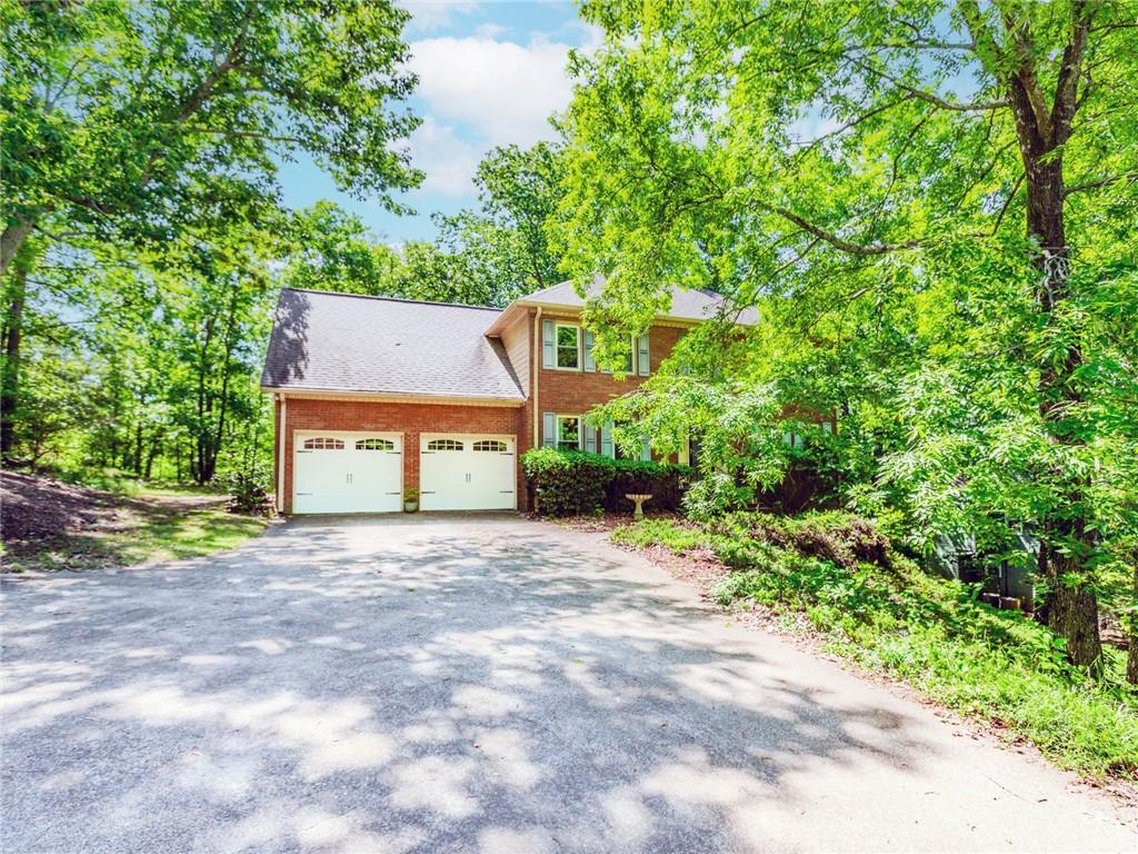 1463 Shadowrock Heights
