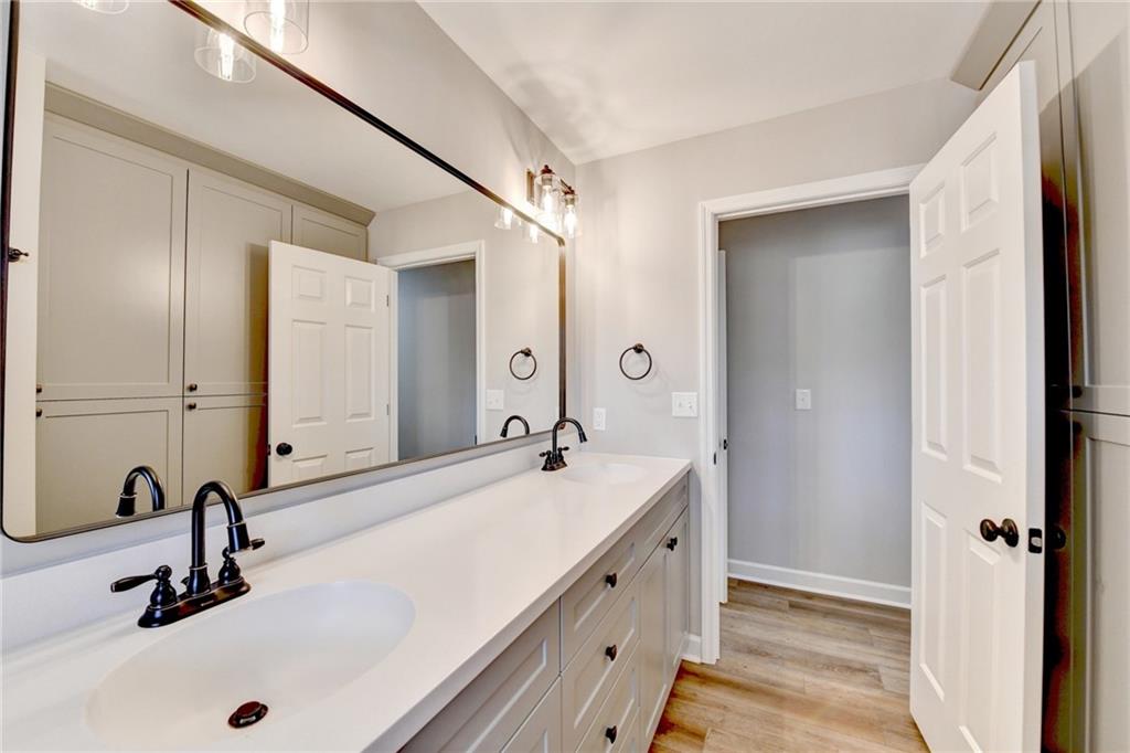 5702 Brynwood Circle, Acworth, Georgia image 36