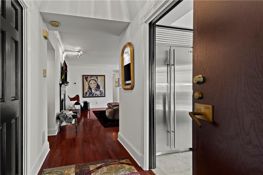 3638 Peachtree Road NE 306