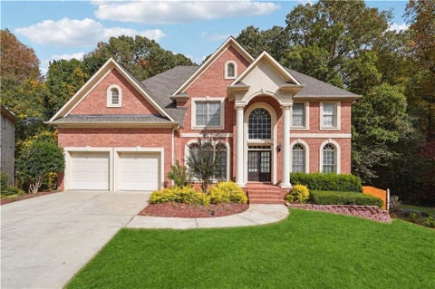Homes For Sale - 1420 Cresthaven Road<br/> Lawrenceville, GA 30043