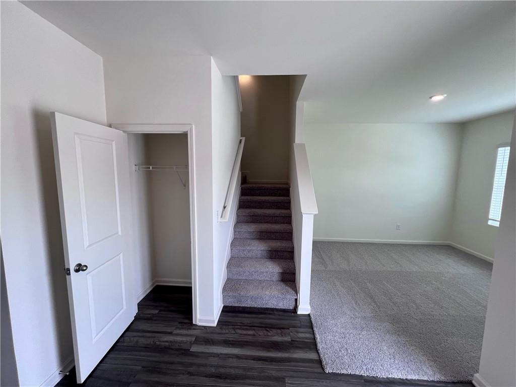 7805 Sudbury Circle