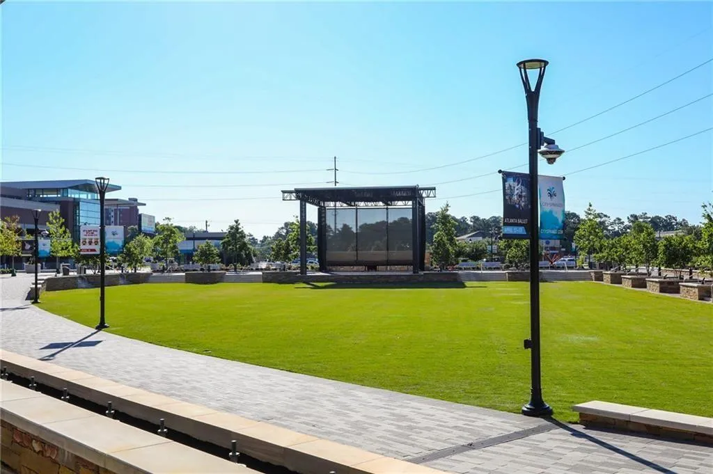 Sandy Springs, Georgia 30328, United States, 5 Bedrooms Bedrooms, ,5 BathroomsBathrooms,Residential,Active,154551