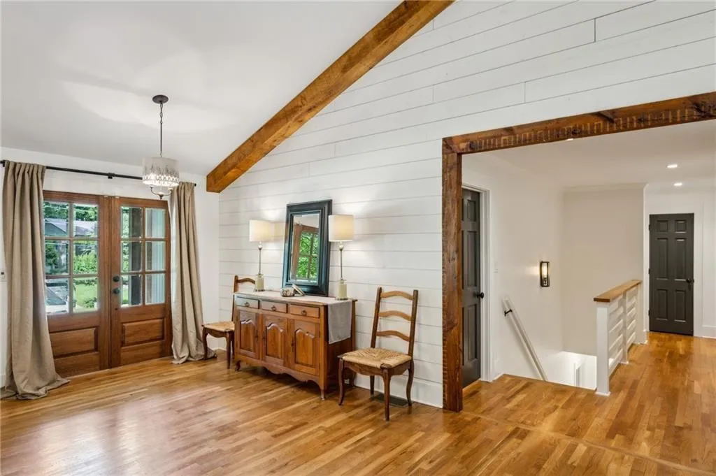 Sandy Springs, Georgia 30328, United States, 5 Bedrooms Bedrooms, ,5 BathroomsBathrooms,Residential,Active,154551