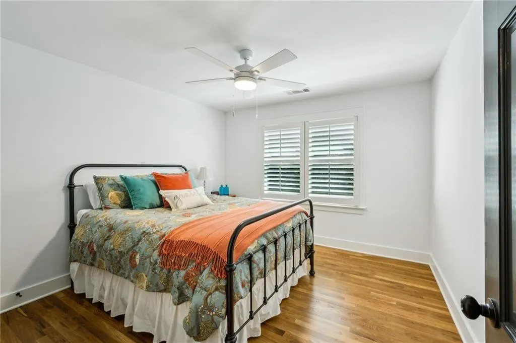 Sandy Springs, Georgia 30328, United States, 5 Bedrooms Bedrooms, ,5 BathroomsBathrooms,Residential,Active,154551